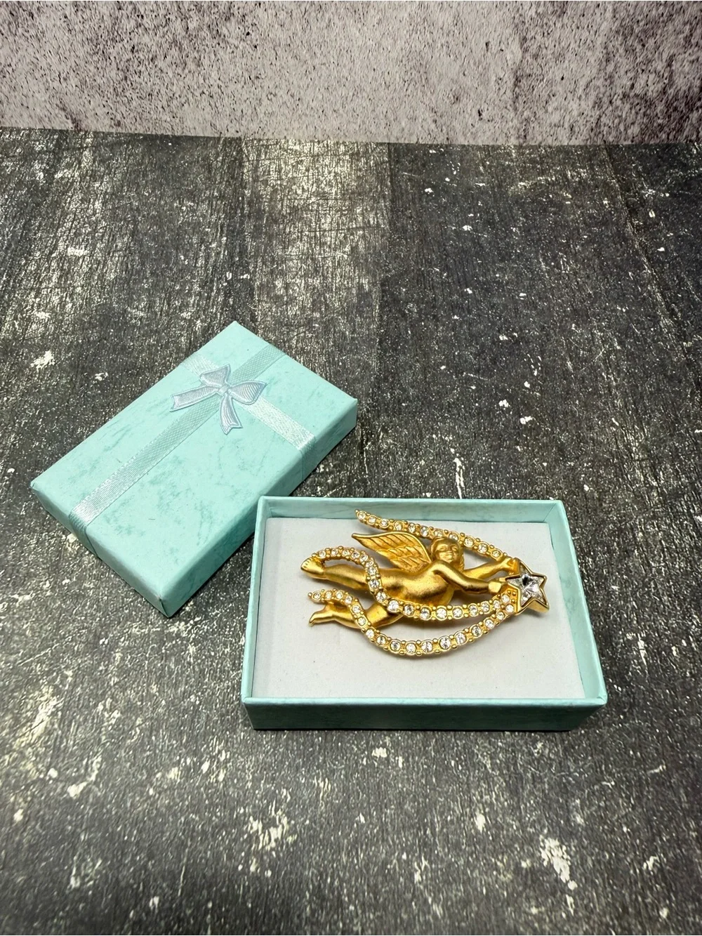 Gold Tone Angel Brooch Rhinestone Star Crystal Celestial Horoscope Jewelry